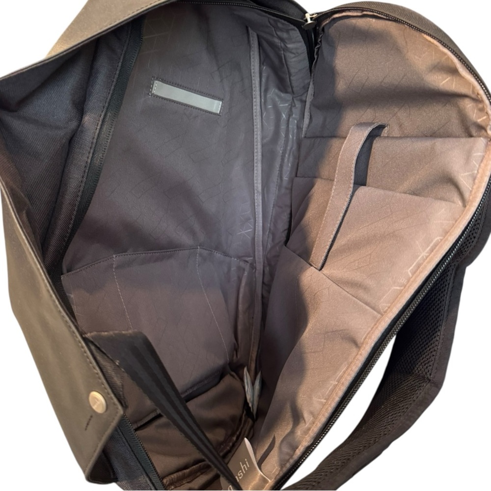 Moshi Tego Urban Backpack Charcoal Black Laptop Bag RFID Anti-Theft Design - Picture 8 of 10